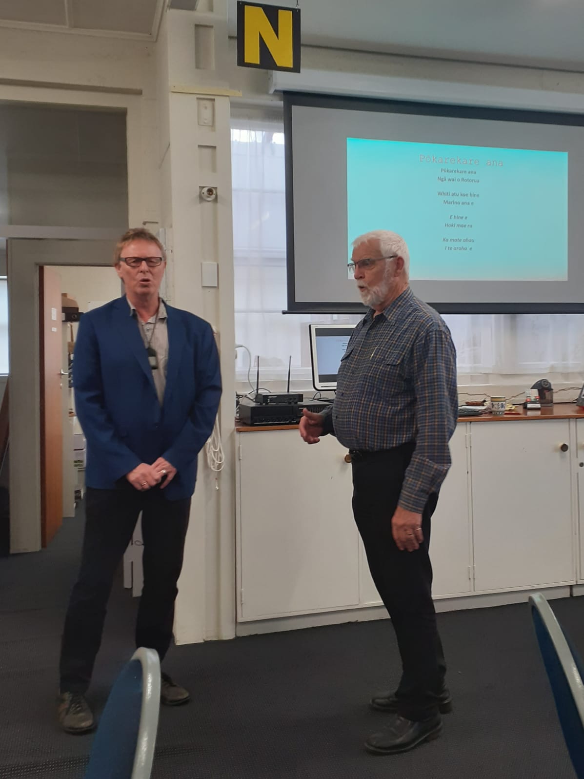 205c7d92-b30d-44a0-85f6-99e624941e9f